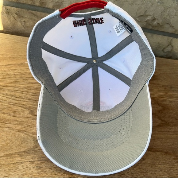 Ohio State University Buckeyes Block O Logo White Nike Dri-Fit One Size Ball Cap - Picture 5 of 6